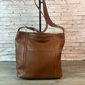 vintage Coach Soho Erickson bucket bag in British Tan leather.